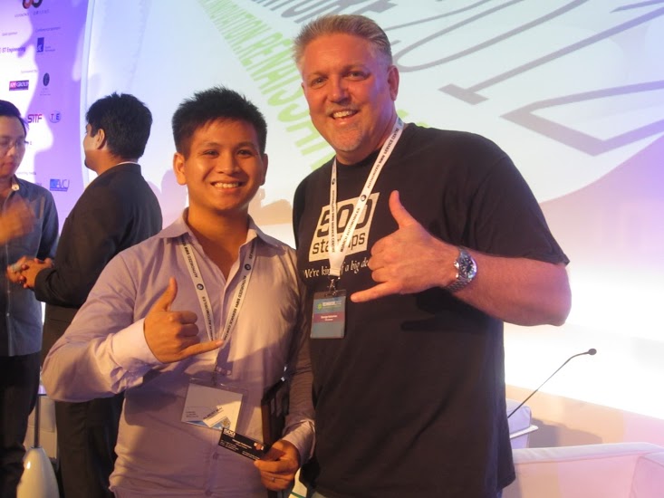 Albert Mai withGeorge Kellerman from 500startups at TechVenture 2012